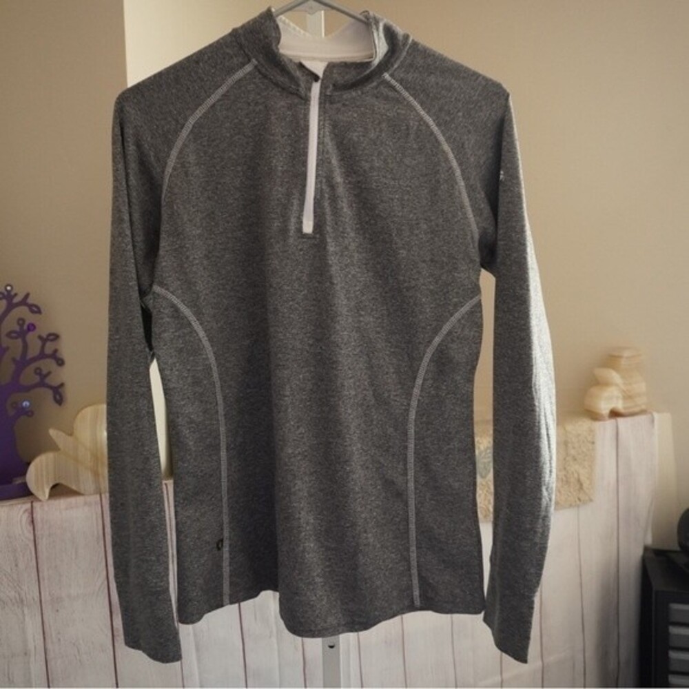 Green Layer Sports sz M Long Sleeve Quarter Zip Mock Neck Top